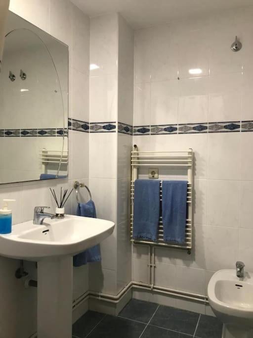 Comodo Y Espacioso Con Parking Appartement *